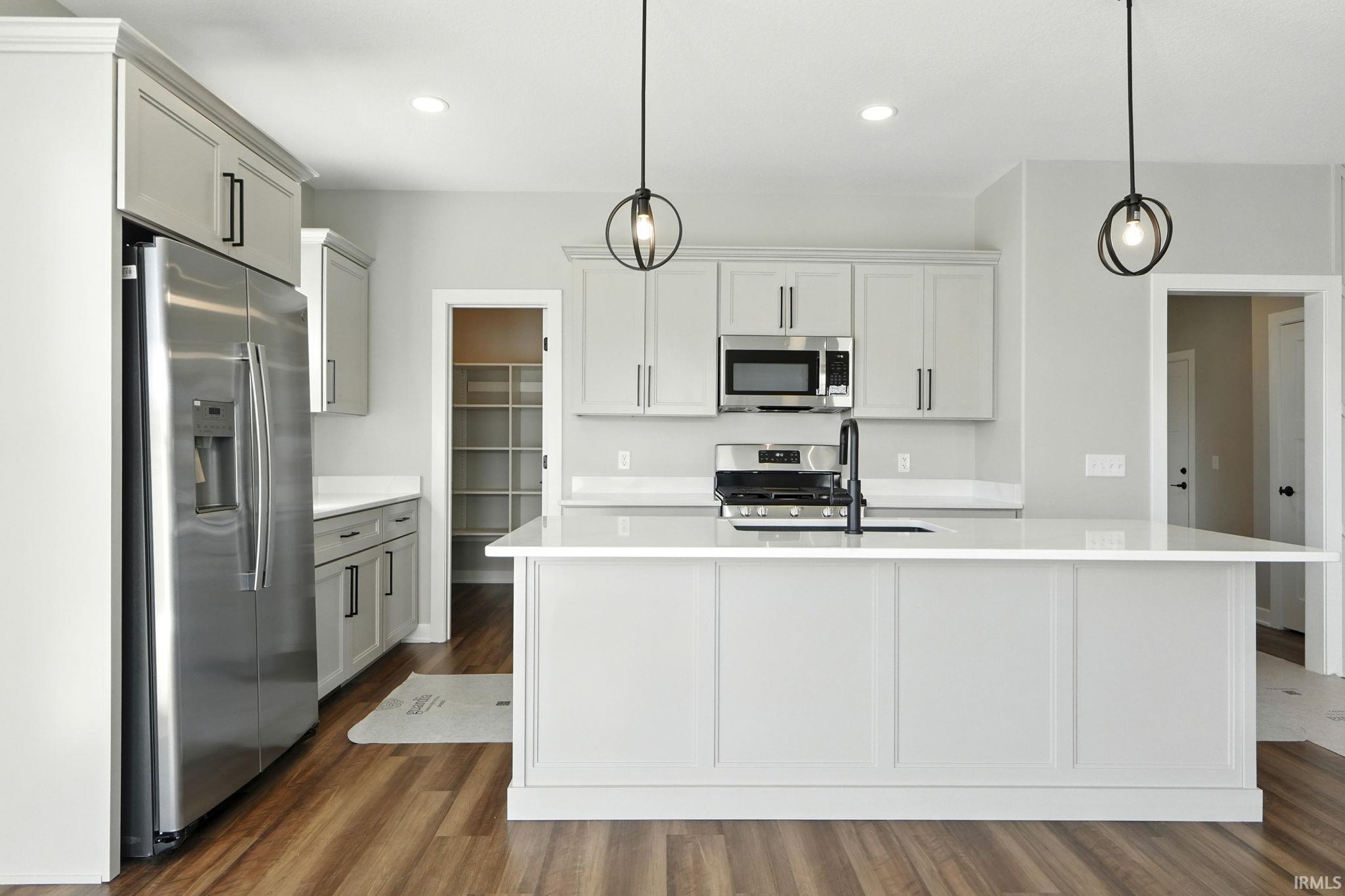 7075 Starks Boulevard Fort Wayne, IN 46816 - Photo 23 of 33