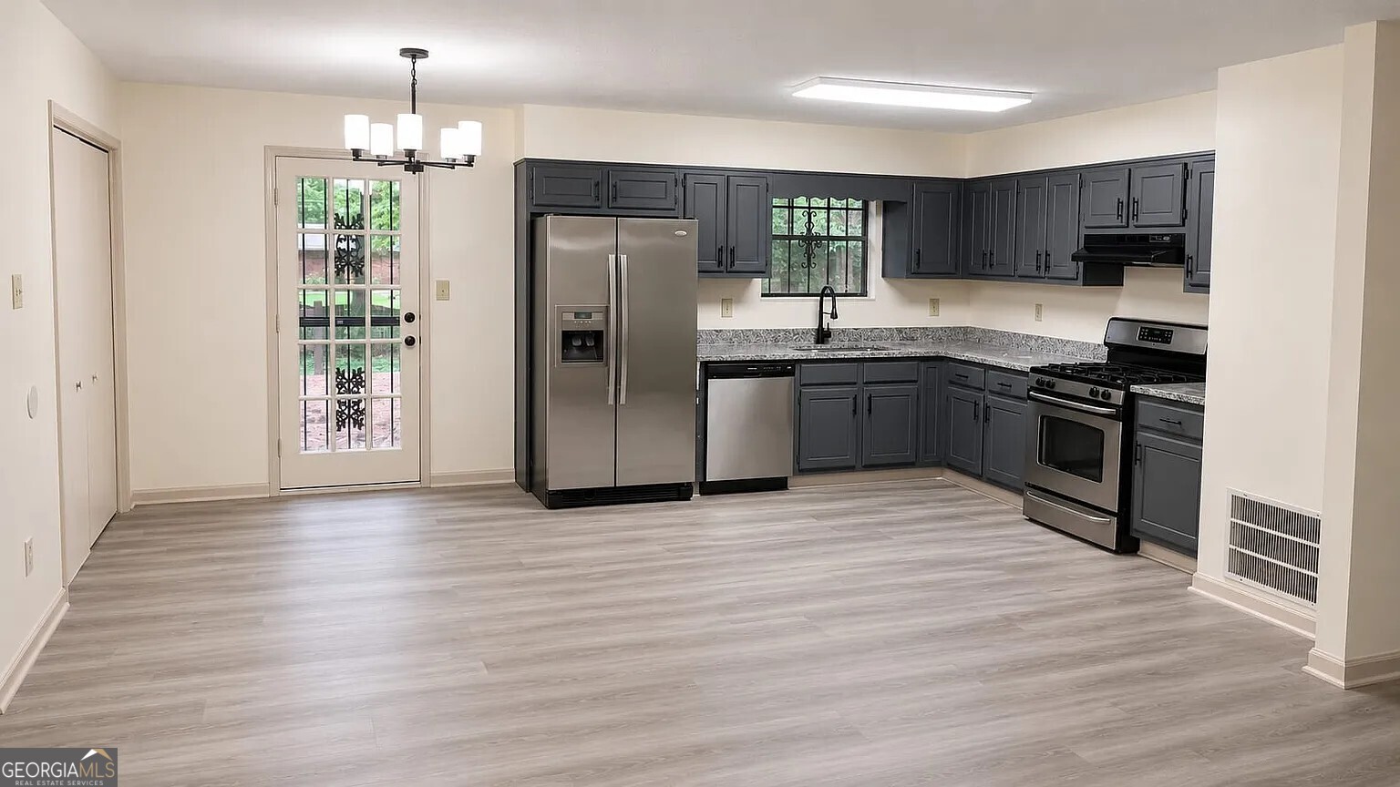 6454 West Fayetteville Road Riverdale, GA 30296 - Photo 3 of 6