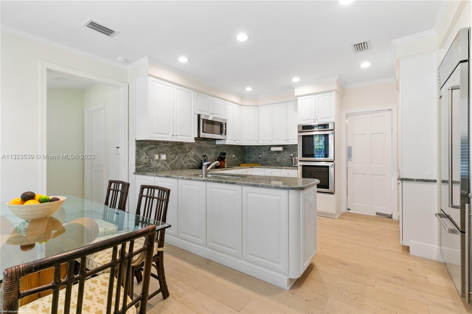 117 Gomez Road Hobe Sound, FL 33455 - Photo 22 of 63 Gallery Image 22