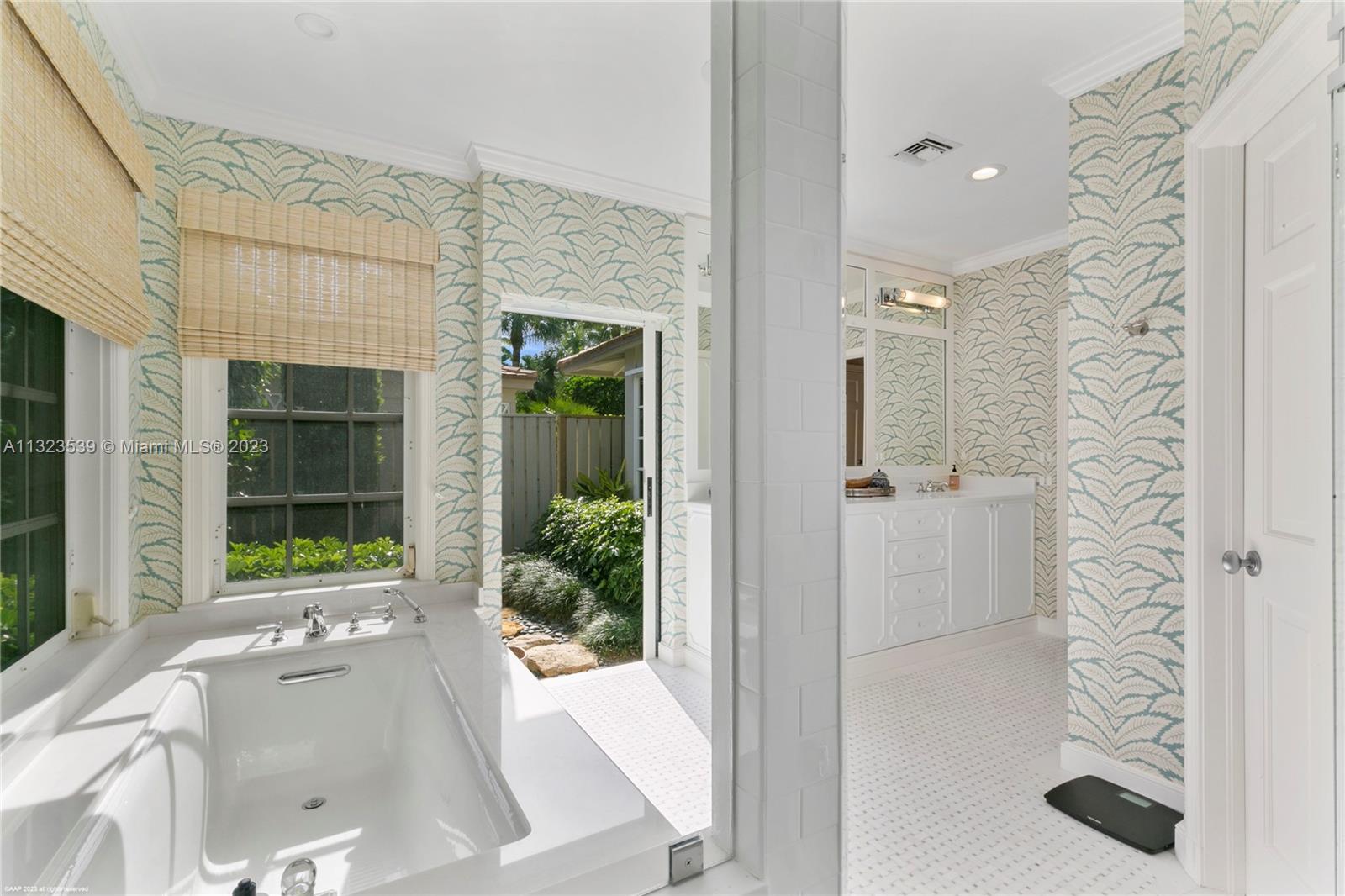 117 Gomez Road Hobe Sound, FL 33455 - Photo 36 of 63 Gallery Image 36