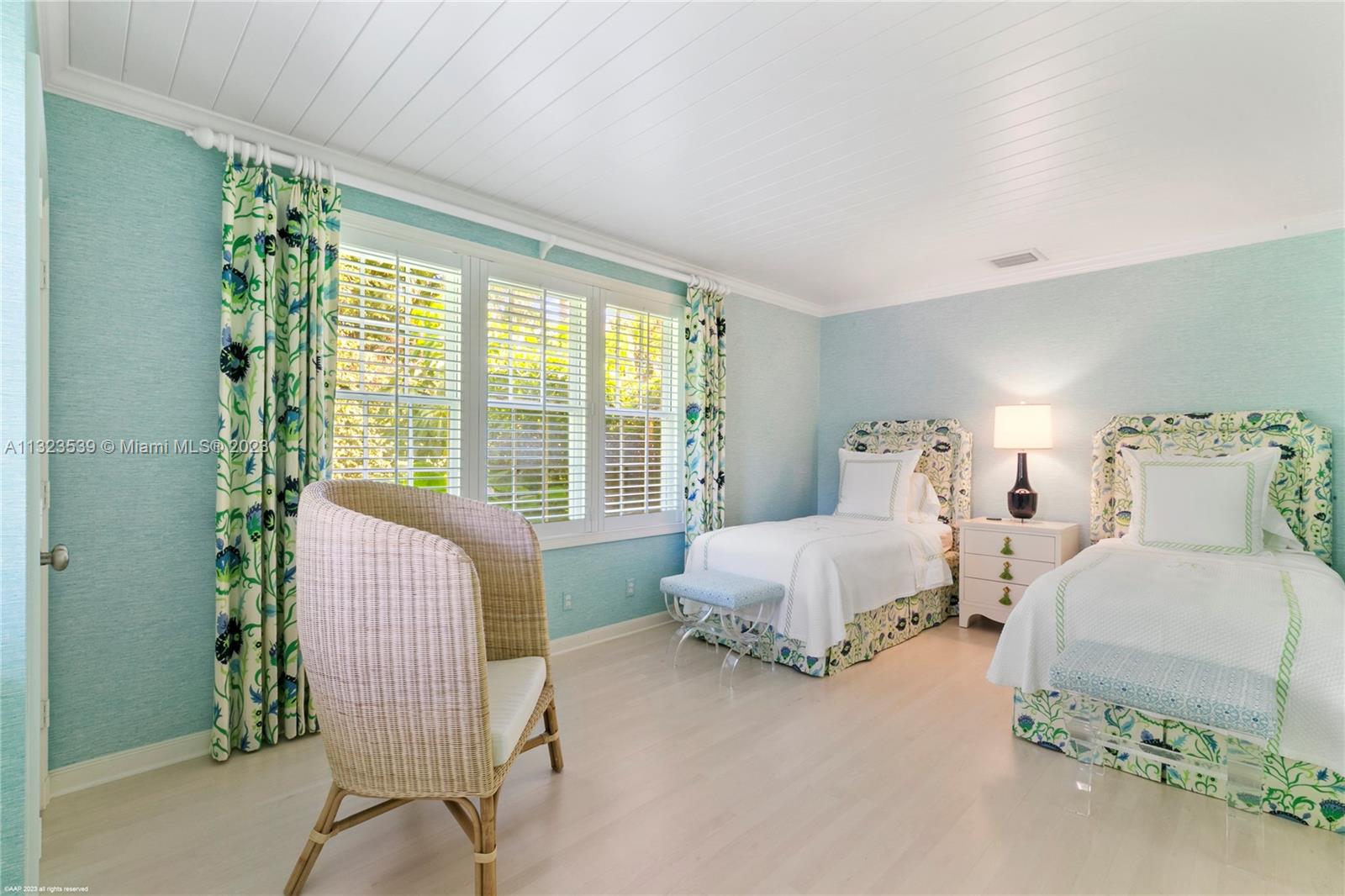 117 Gomez Road Hobe Sound, FL 33455 - Photo 38 of 63 Gallery Image 38
