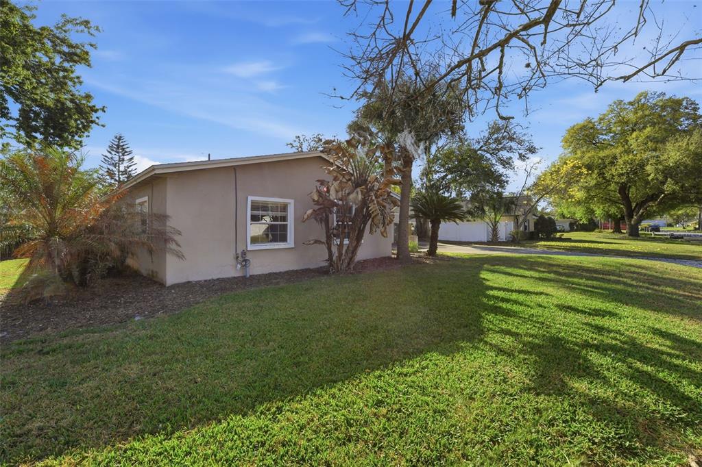 1404 Stratford Road Maitland, FL 32751 - Photo 4 of 35