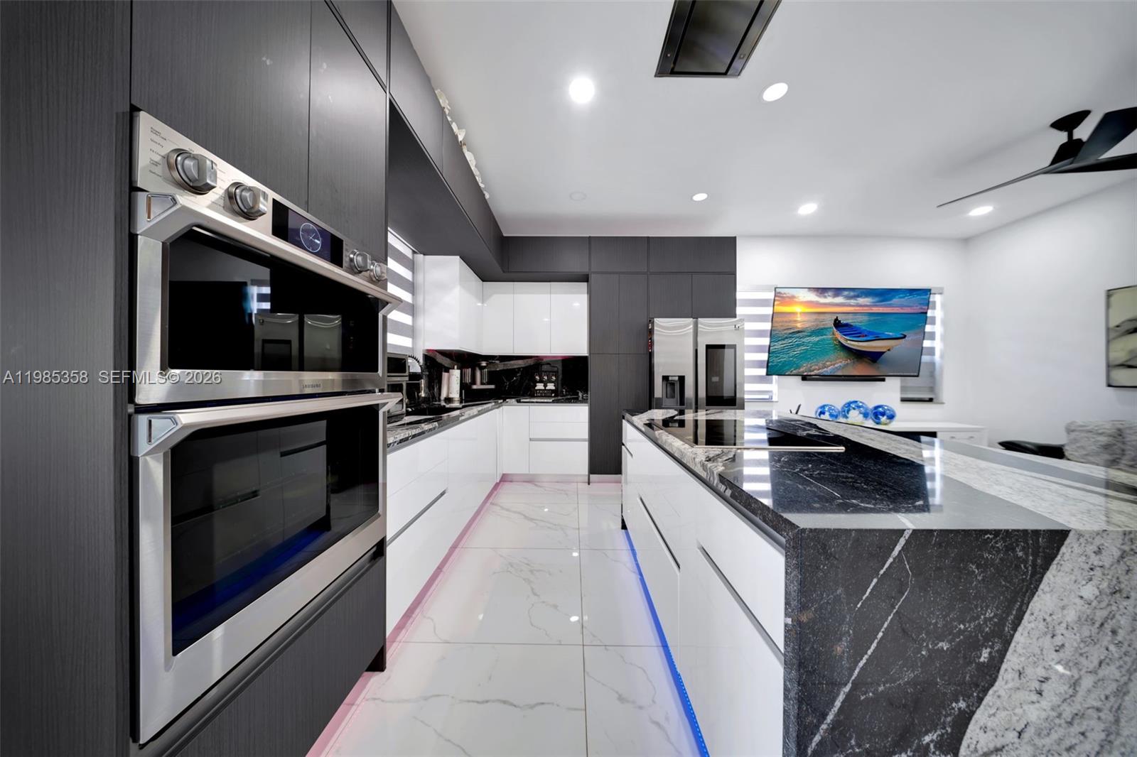 1550 Southwest 89th Court Miami, FL 33174 - Photo 19 of 66