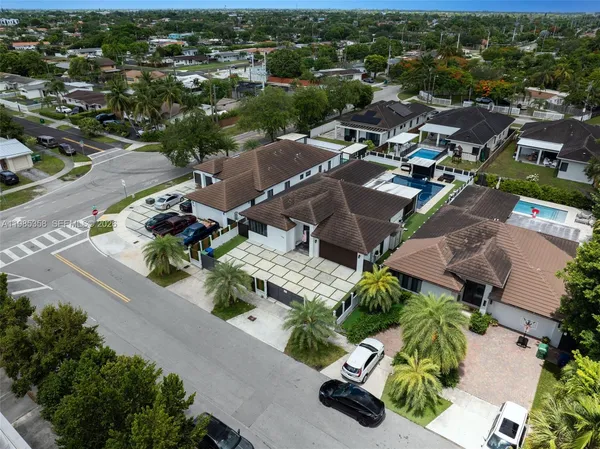 $1,150,000 | 1550 Southwest 89th Court, Miami, FL 33174