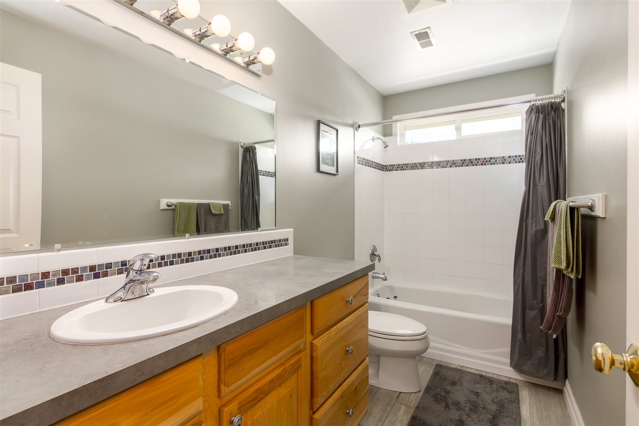 19306 North Hazard Road Spokane, WA 99208 - Photo 10 of 20