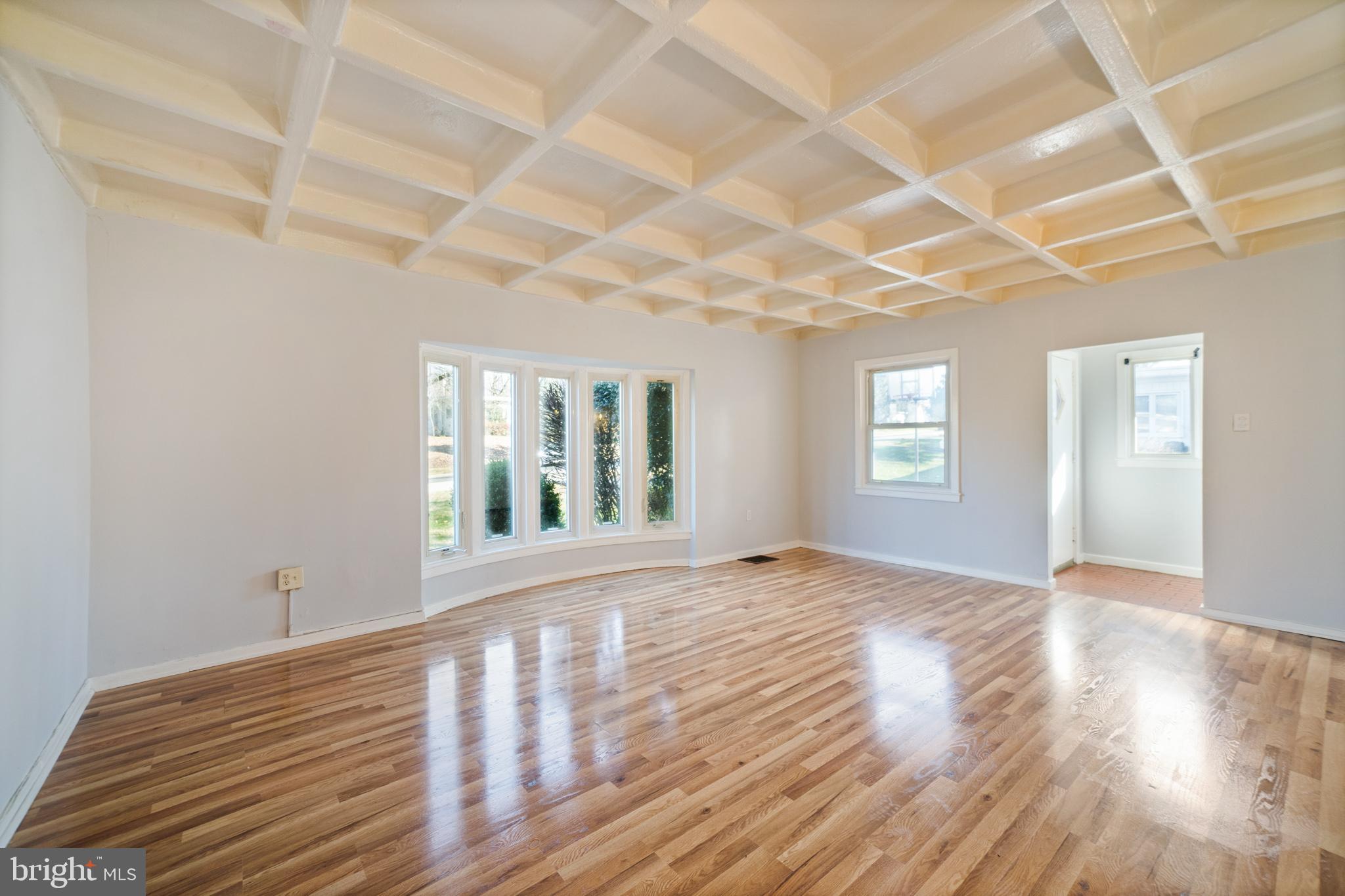 8200 Douglas Road Glenside, PA 19038 - Photo 4 of 31 Gallery Image 4