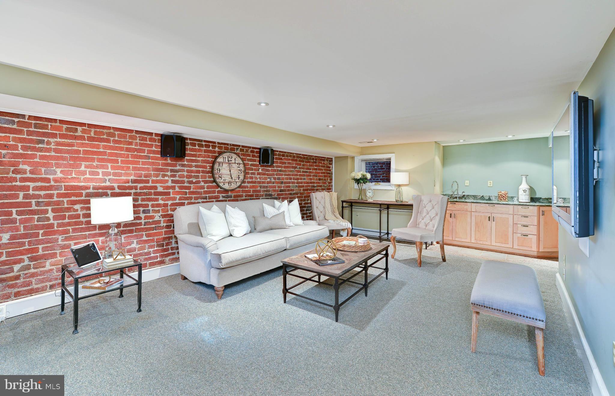 515 5th Street Northeast Washington, DC 20002 - Photo 23 of 30 Family Room