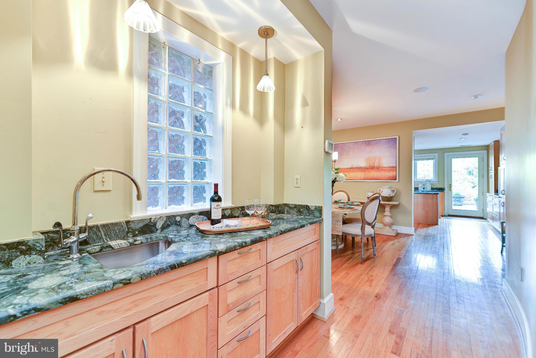 515 5th Street Northeast Washington, DC 20002 - Photo 8 of 30 Kitchen