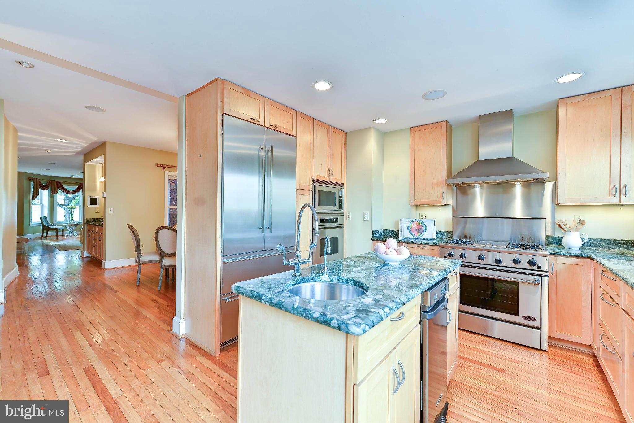 515 5th Street Northeast Washington, DC 20002 - Photo 10 of 30 Kitchen