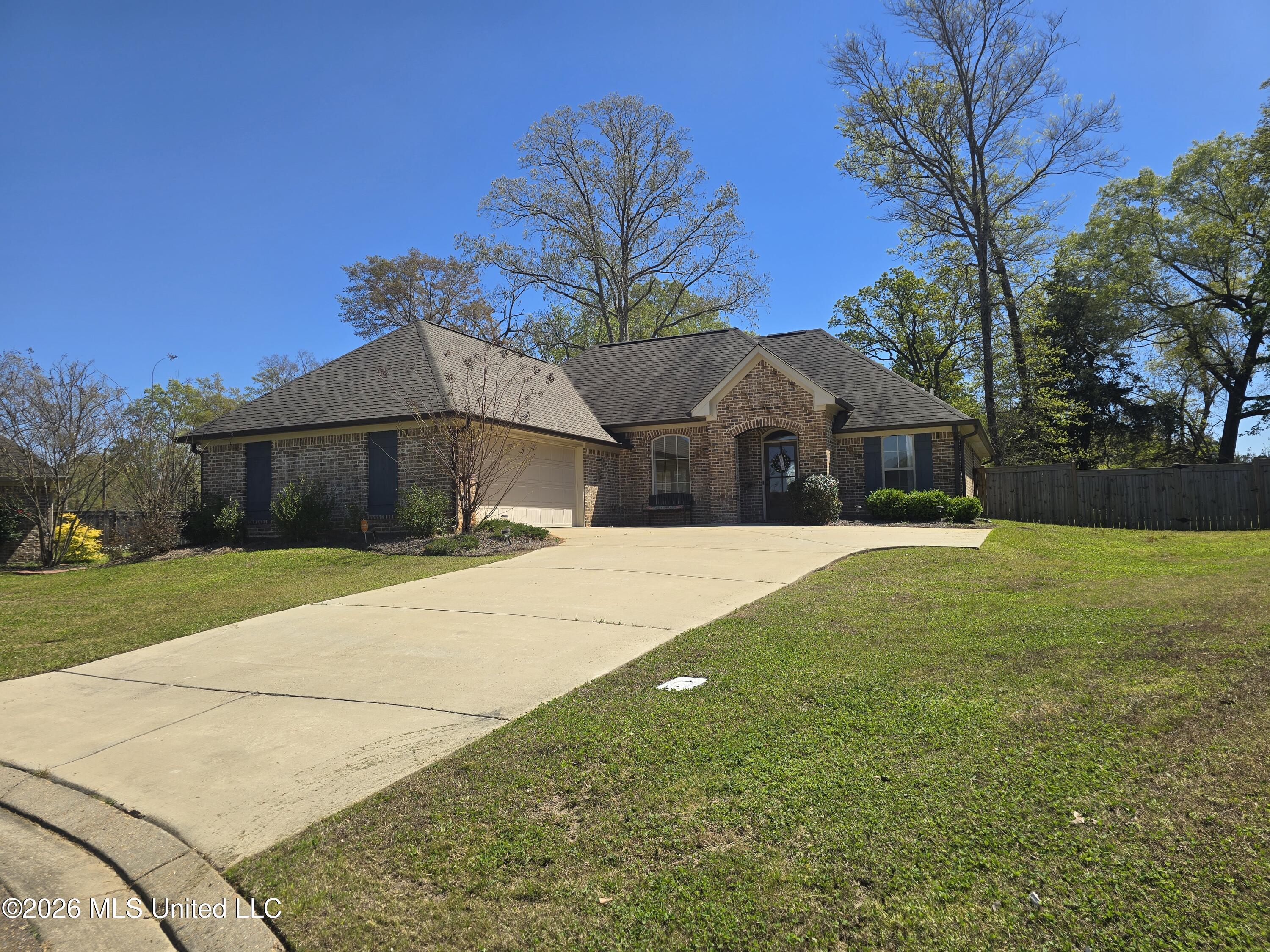 676 Conti Drive Brandon, MS 39042 - Photo 3 of 31 1000060295
