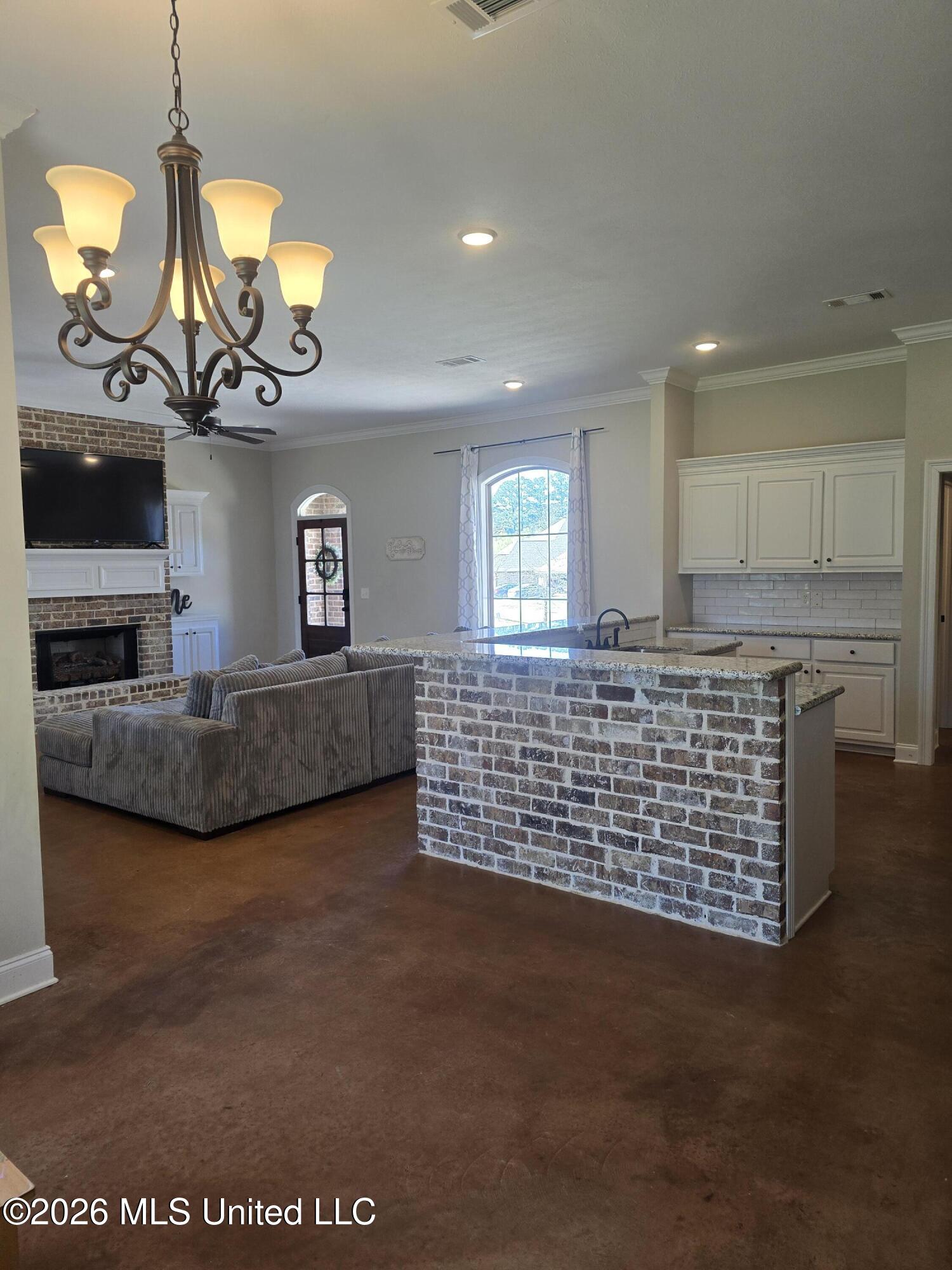 676 Conti Drive Brandon, MS 39042 - Photo 7 of 31 1000060310
