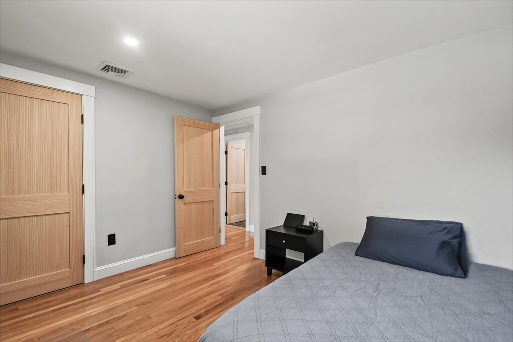 8 Longbow Circle Lynnfield, MA 01940 - Photo 14 of 42