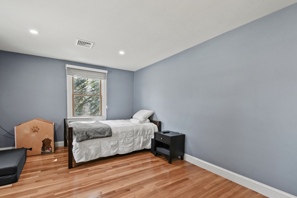 8 Longbow Circle Lynnfield, MA 01940 - Photo 16 of 42