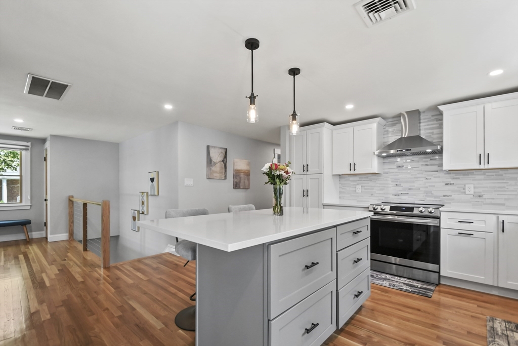 8 Longbow Circle Lynnfield, MA 01940 - Photo 19 of 42