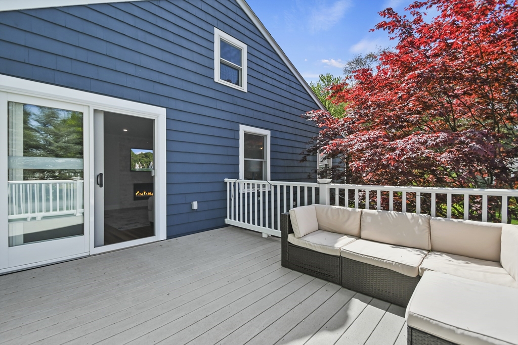 8 Longbow Circle Lynnfield, MA 01940 - Photo 30 of 42