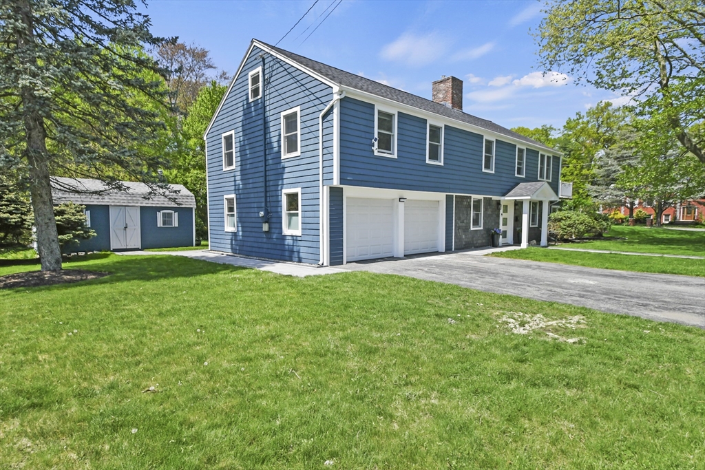 8 Longbow Circle Lynnfield, MA 01940 - Photo 33 of 42