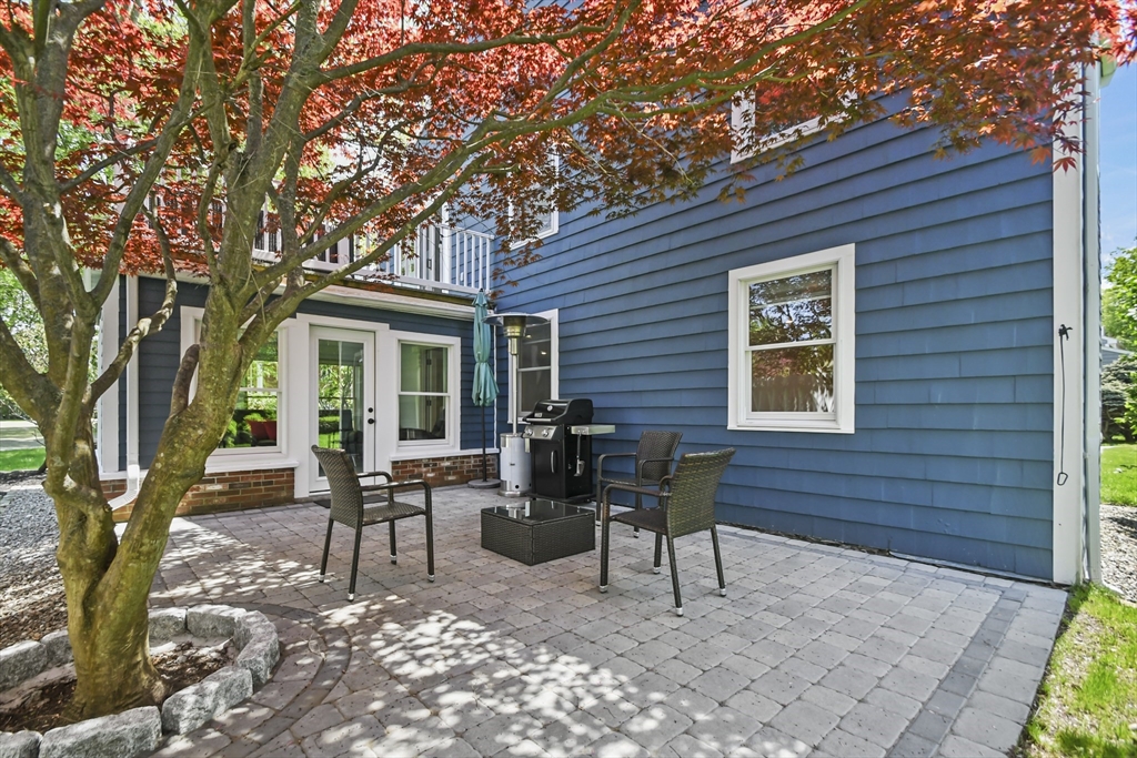 8 Longbow Circle Lynnfield, MA 01940 - Photo 38 of 42