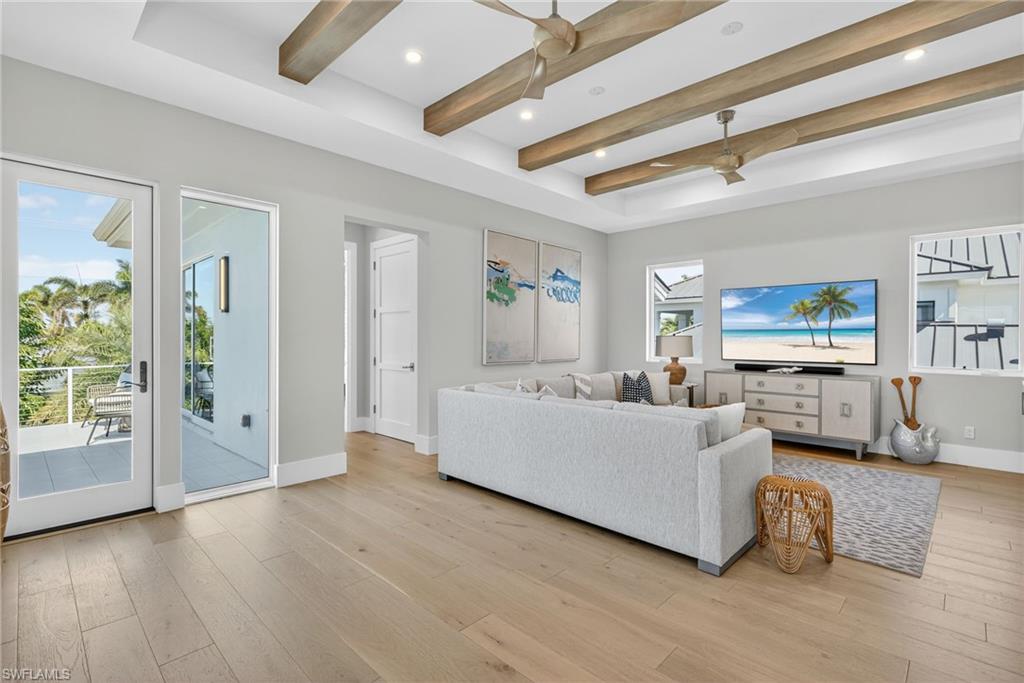 405 7th Avenue North Naples, FL 34102 - Photo 26 of 50