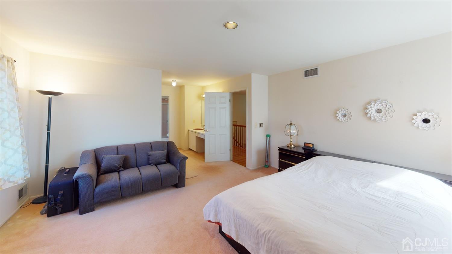14 Cherokee Road East Brunswick, NJ 08816 - Photo 19 of 27 Gallery Image 19