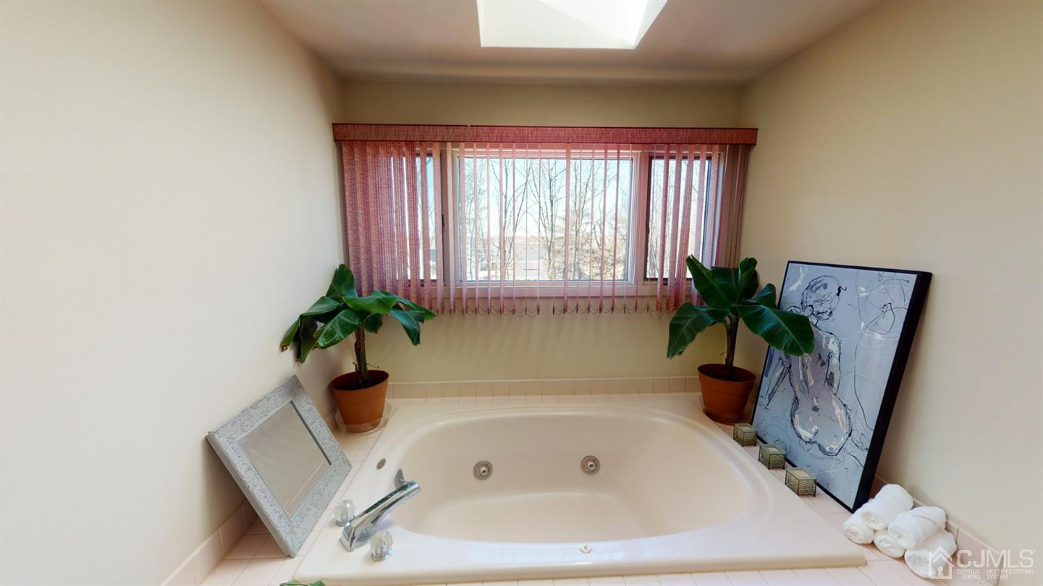 14 Cherokee Road East Brunswick, NJ 08816 - Photo 22 of 27 Gallery Image 22