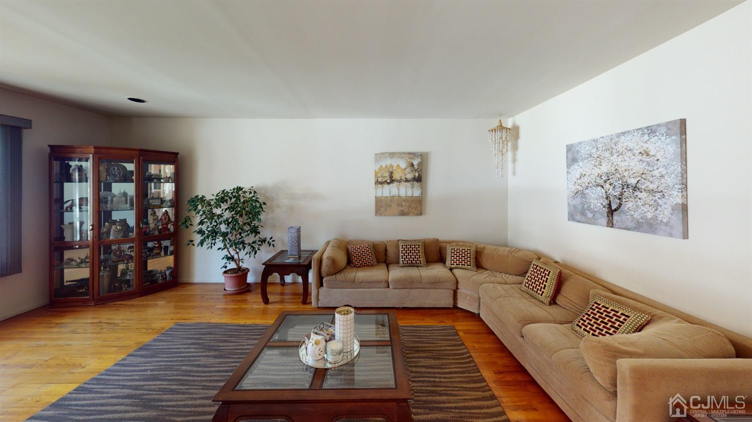 14 Cherokee Road East Brunswick, NJ 08816 - Photo 4 of 27 Gallery Image 4