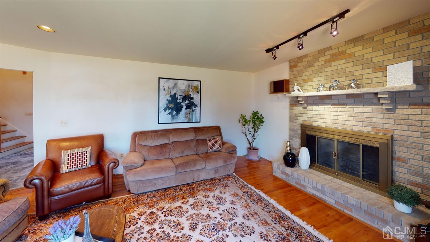 14 Cherokee Road East Brunswick, NJ 08816 - Photo 7 of 27 Gallery Image 7