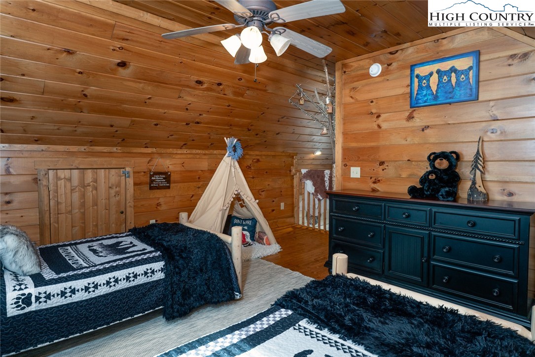 214 Sugar Bear Ridge Lane Banner Elk, NC 28604 - Photo 18 of 46