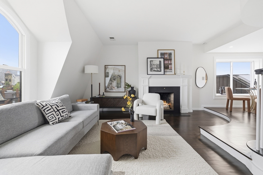 124 Beacon Street, Unit PH1 Boston, MA 02116 - Photo 3 of 15