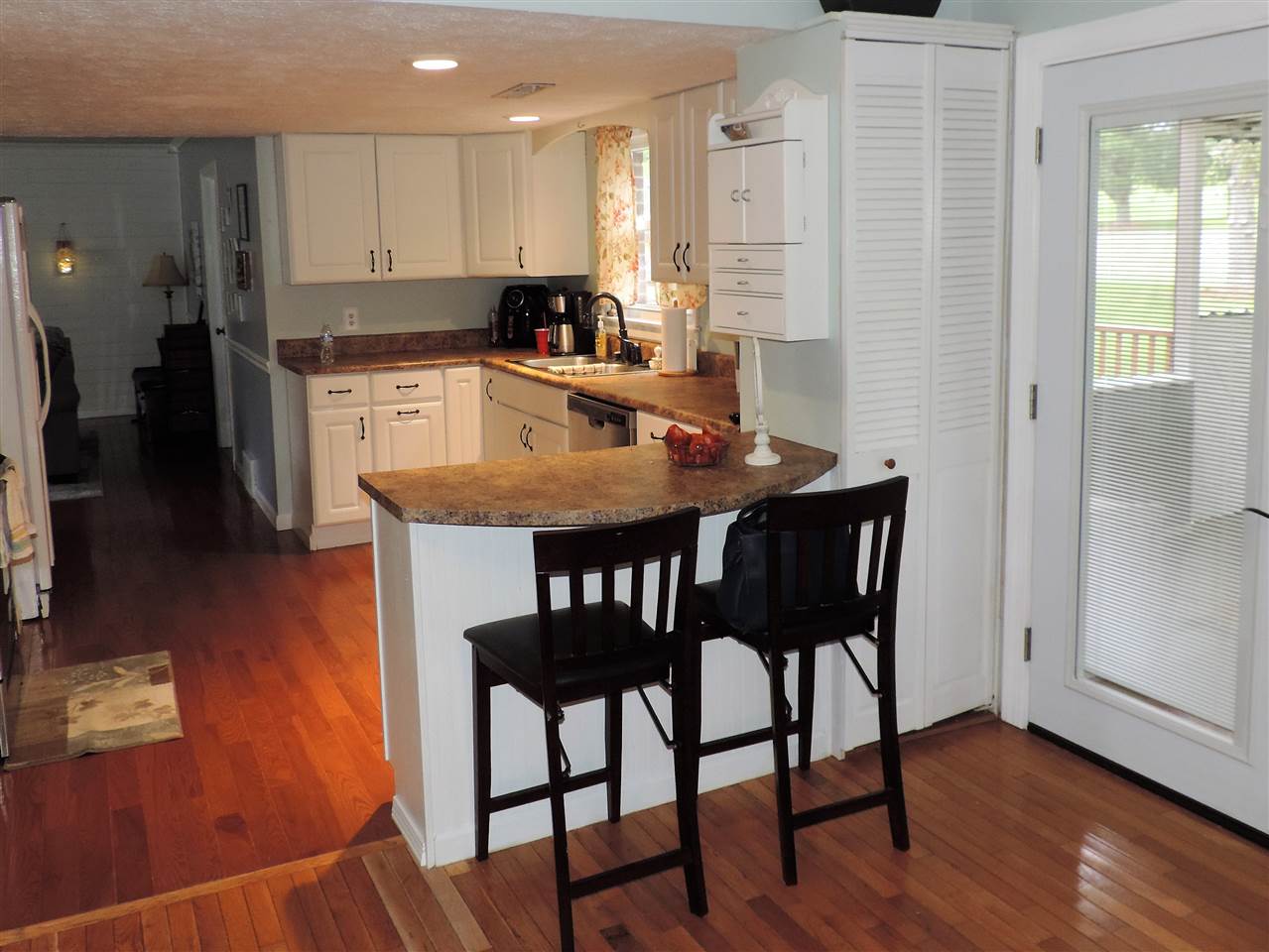 1028 Big Bend Road Barboursville, WV 25504 - Photo 6 of 28 Gallery Image 6