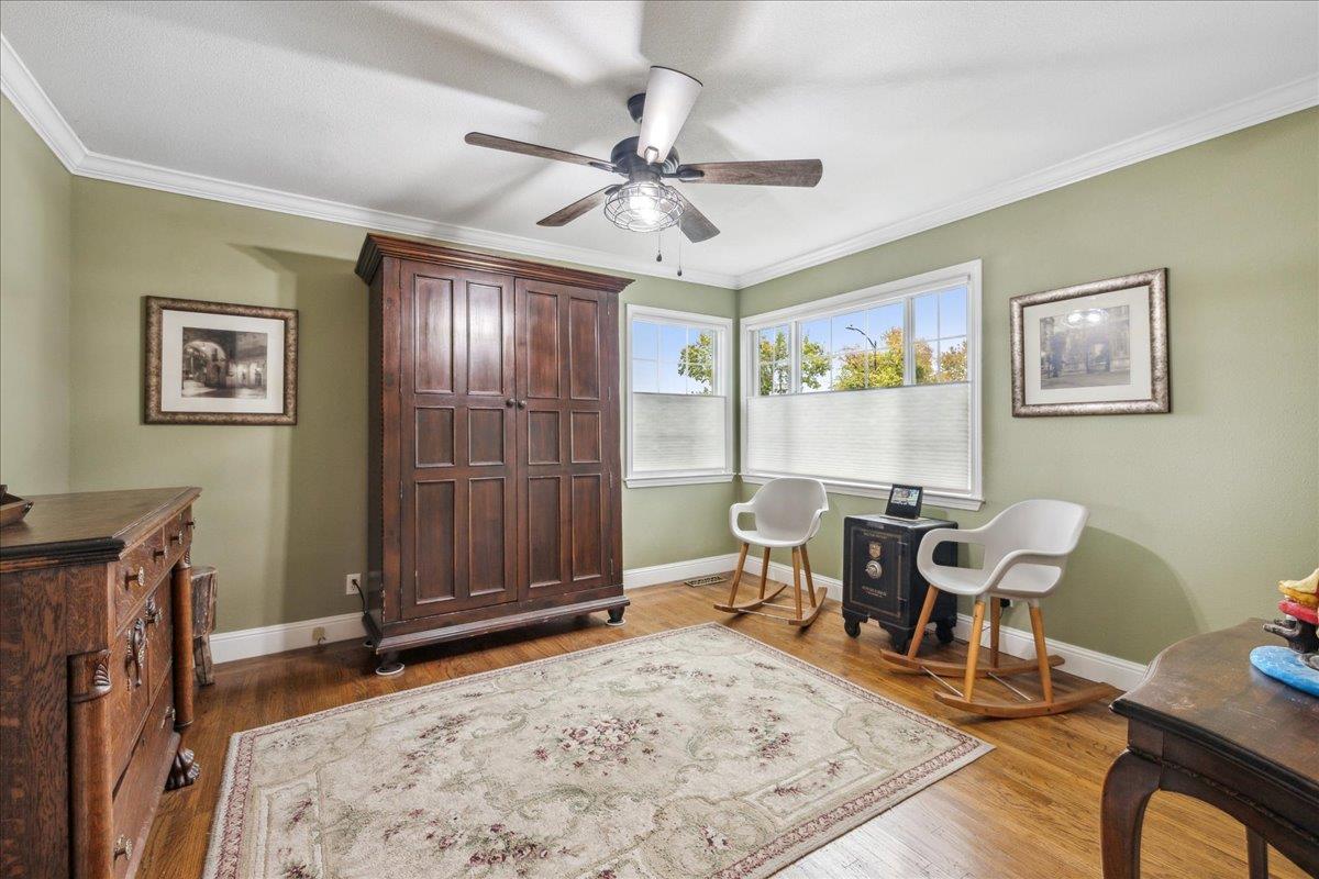 3726 Pasadena Drive San Mateo, CA 94403 - Photo 28 of 50 a living room with furniture and a flat screen tv