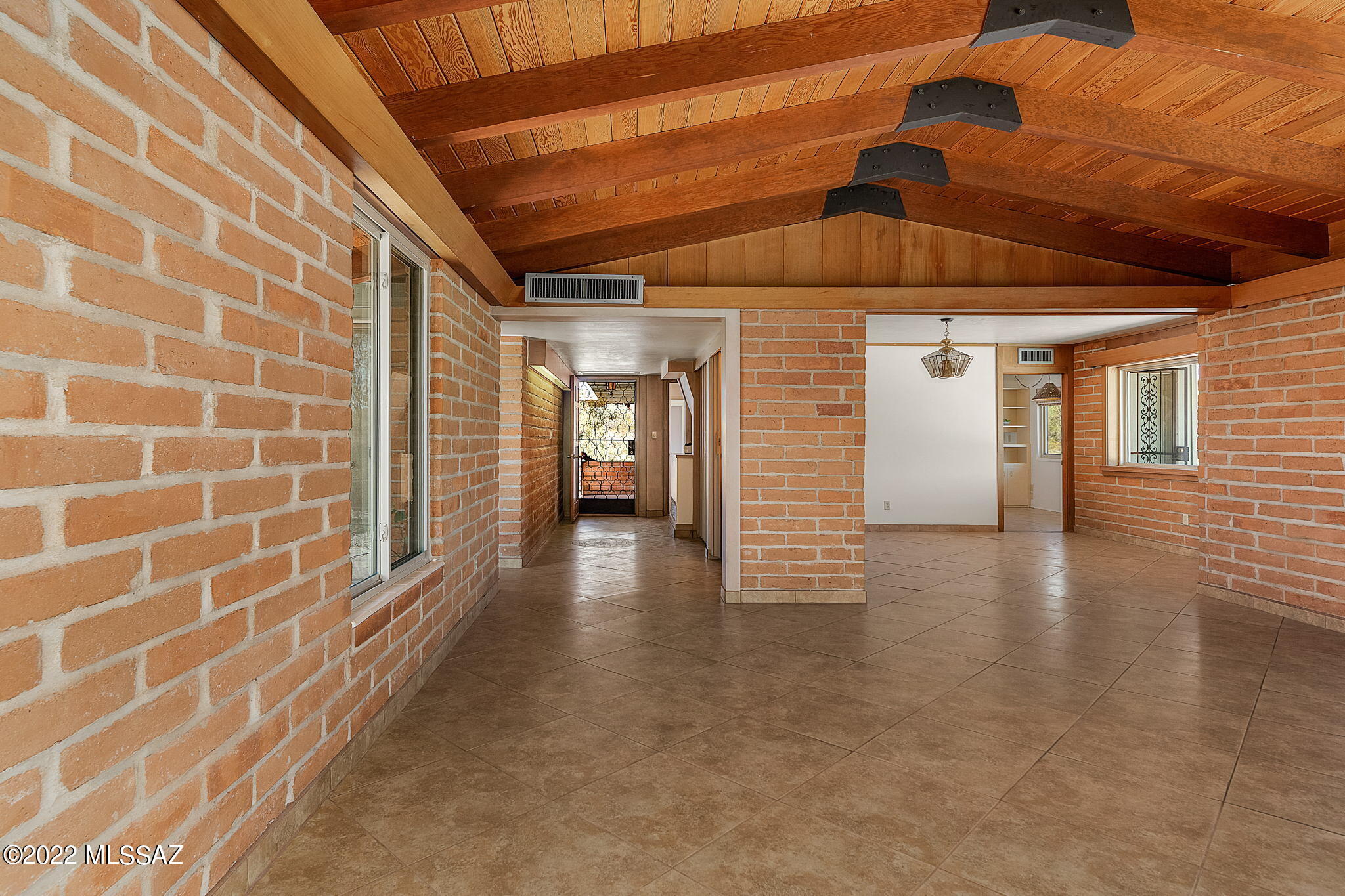 4043 North Pontatoc Road Tucson, AZ 85718 - Photo 6 of 42