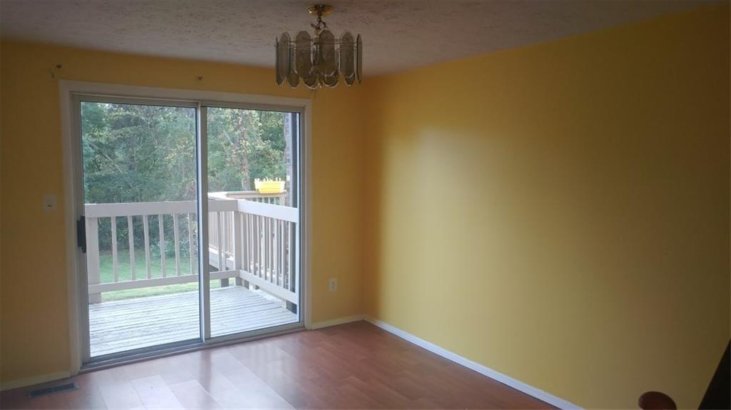 255 Shady Ridge Drive Monroeville, PA 15146 - Photo 6 of 10 Diningroom