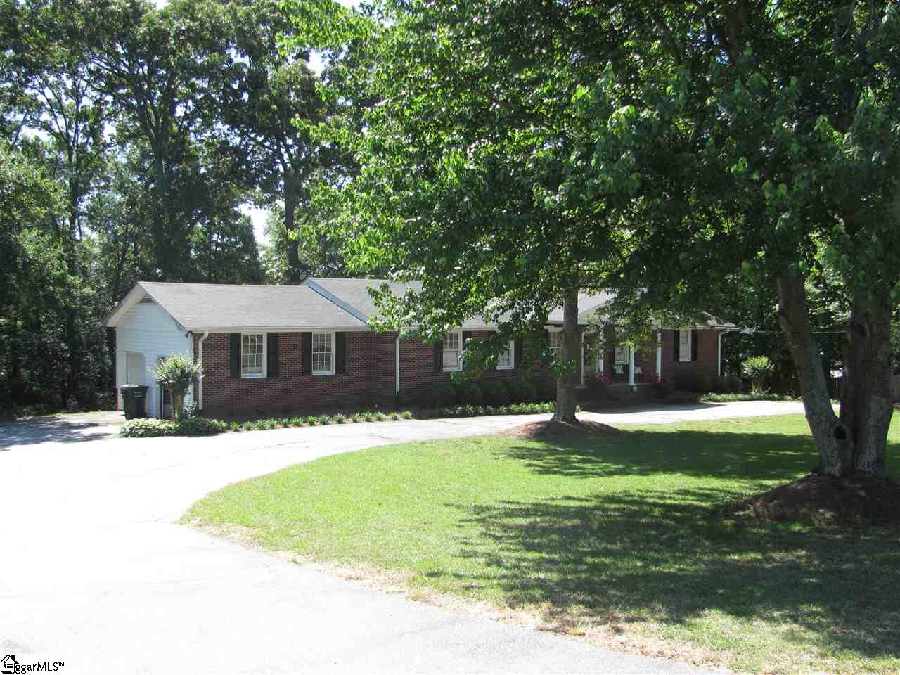 2206 Hudson Road Greer, SC 29650 - Photo 2 of 34 Gallery Image 2