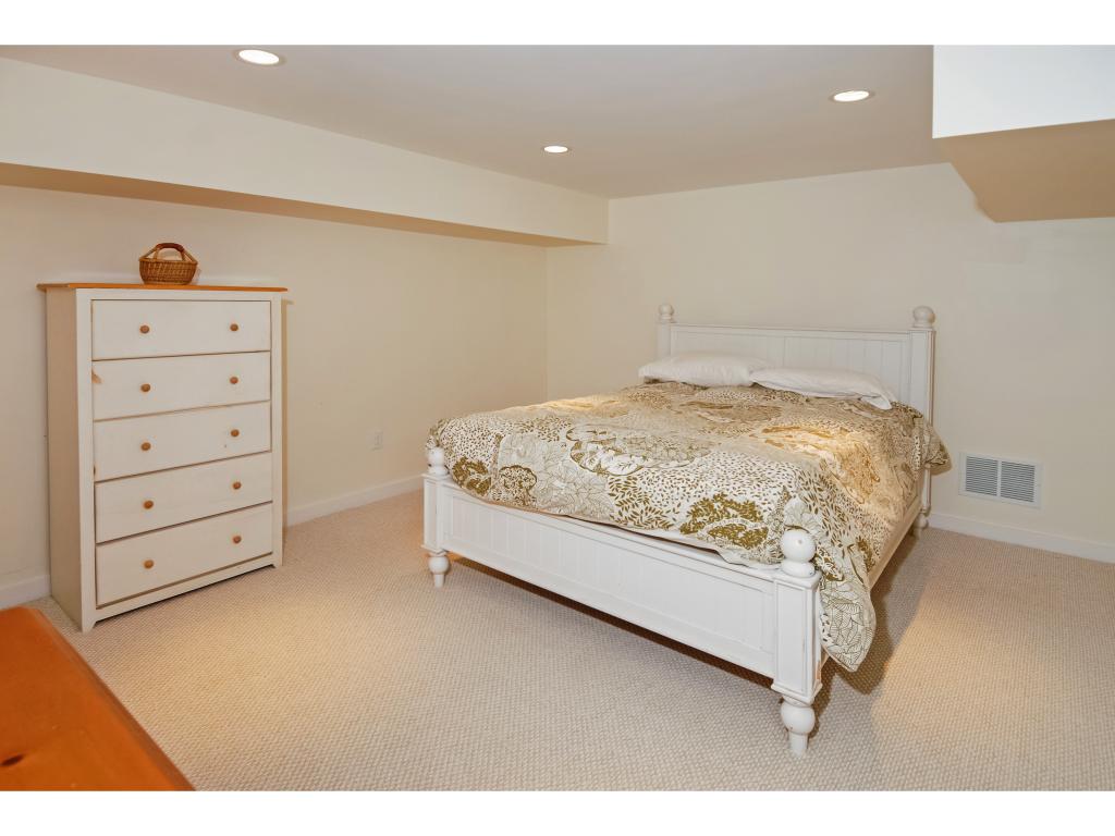 118 Wentworth Road New Castle, NH 03854 - Photo 27 of 36 Gallery Image 27