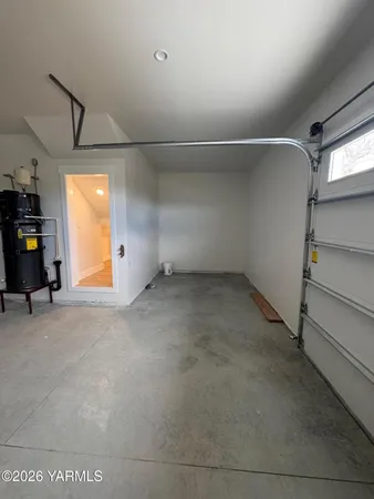 $549,000 | 304 6th Street, Zillah, WA 98953