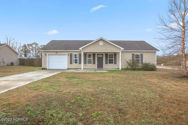 $249,900 | 412 Midnight Drive, Richlands, NC 28574