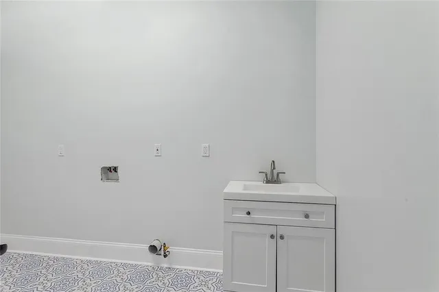 $448,000 | 4060 Hamlet Place, Chalmette, LA 70043