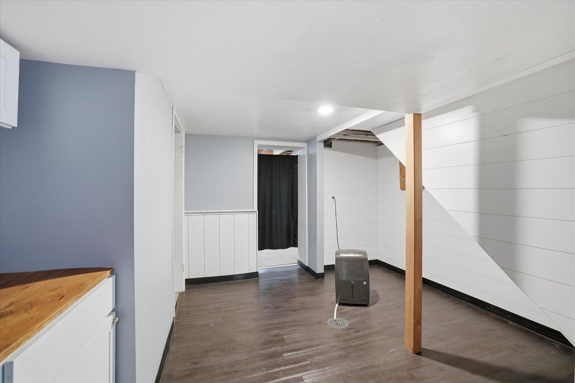 3136 North 79th Street Milwaukee, WI 53222 - Photo 23 of 31 Attic