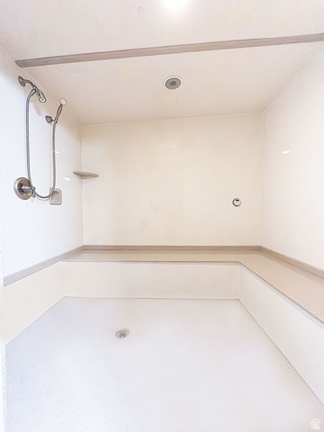 888 East Fiddlers Canyon Road Cedar City, UT 84721 - Photo 46 of 74 Bathroom featuring walk in shower