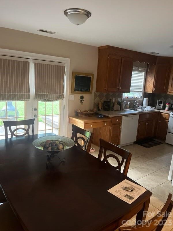 402 Split Oak Trail Gastonia, NC 28052 - Photo 15 of 23 a living room with furniture and a window