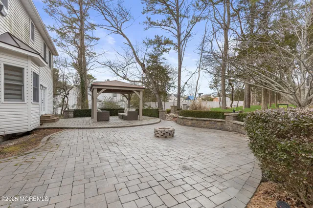 $999,000 | 5 Overlook Drive, Jackson, NJ 08527