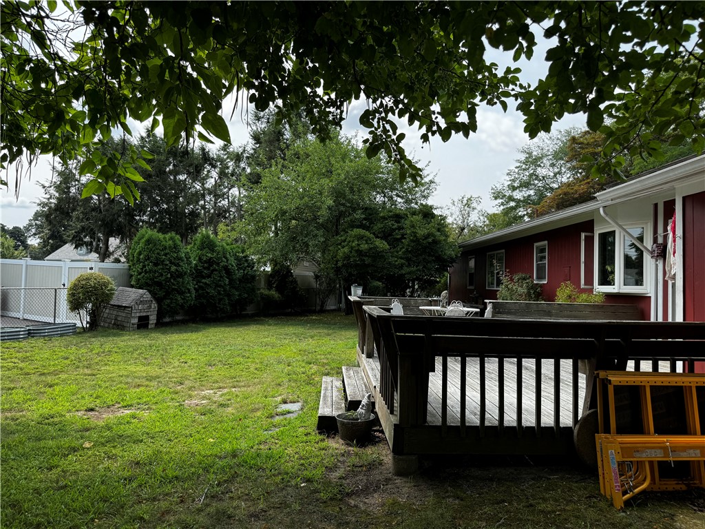 18 Leslie Road Warwick, RI 02888 - Photo 15 of 16 Gallery Image 15