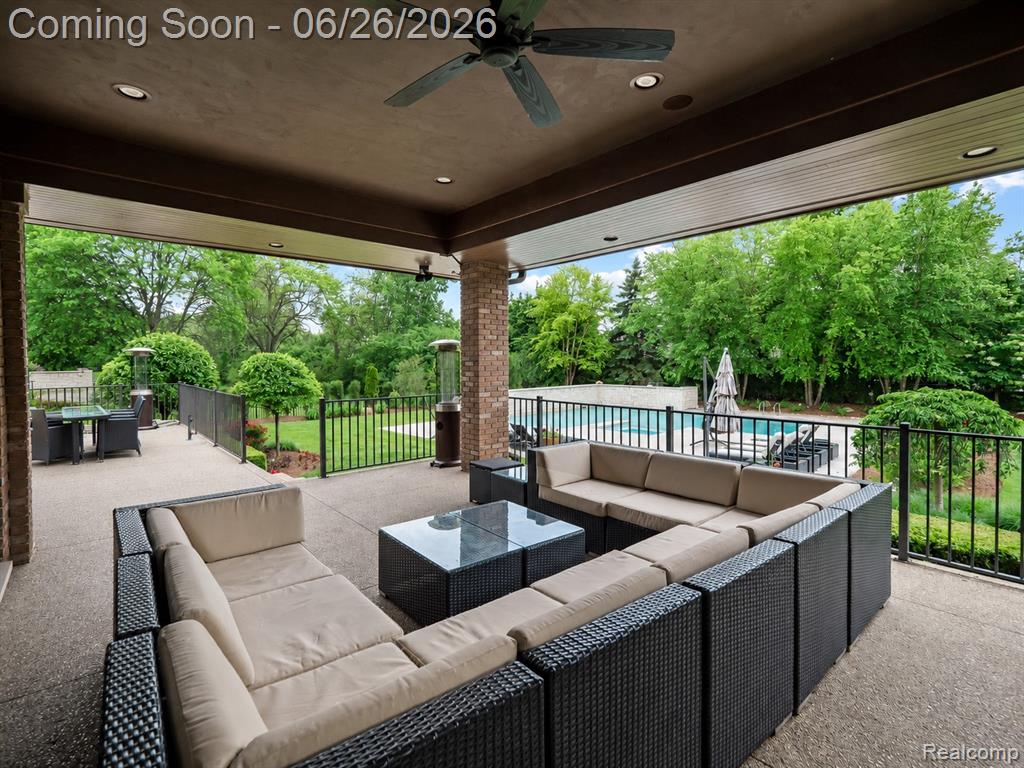30442 South Greenbriar Road Franklin, MI 48025 - Photo 9 of 37