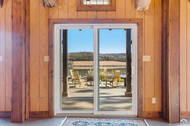 $4,990,000 | 770 East 1300th Road, Lawrence, KS 66046