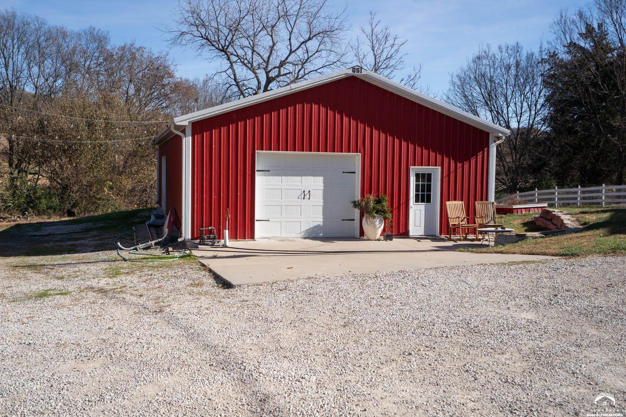 770 East 1300th Road Lawrence, KS 66046 - Photo 38 of 60