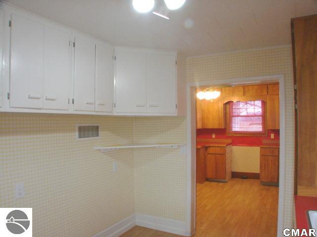 6416 West Taft Road Middleton, MI 48856 - Photo 3 of 25 1769352-2.JPG