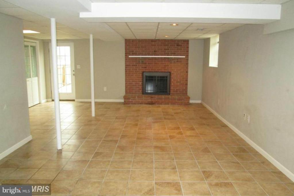 2030 Russell Road Berryville, VA 22611 - Photo 25 of 27 Family Room
