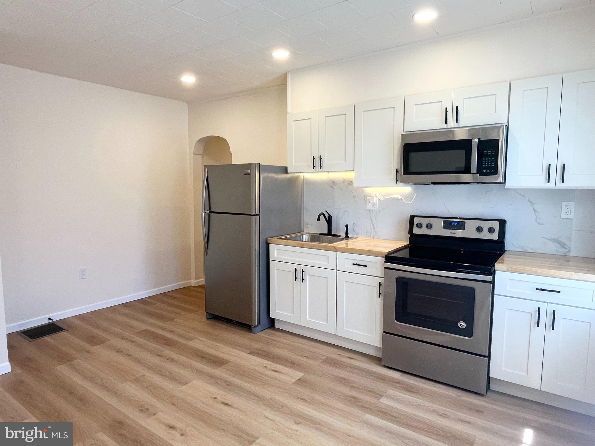 6249 Reedland Street, Unit 1F Philadelphia, PA 19142 - Photo 1 of 9
