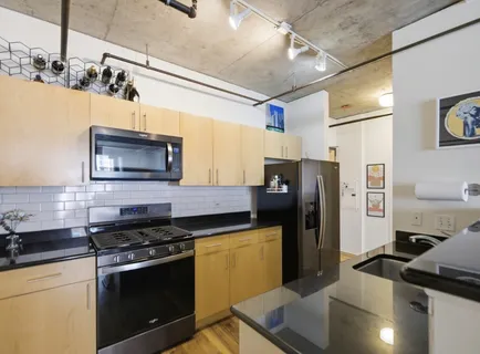 $310,000 | 700 West Van Buren Street, Unit 602, Chicago, IL 60607
