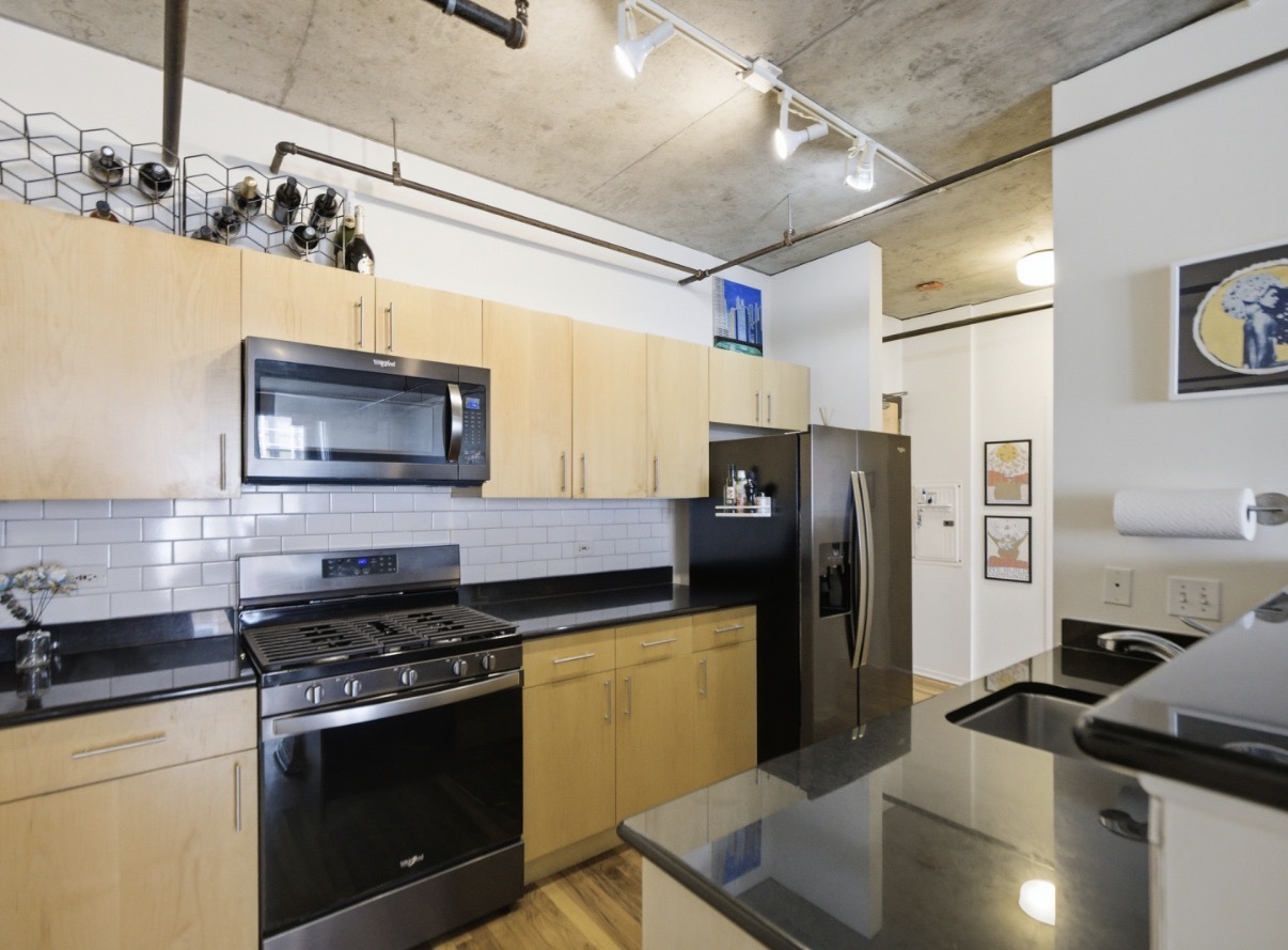700 West Van Buren Street, Unit 602 Chicago, IL 60607 - Photo 5 of 14